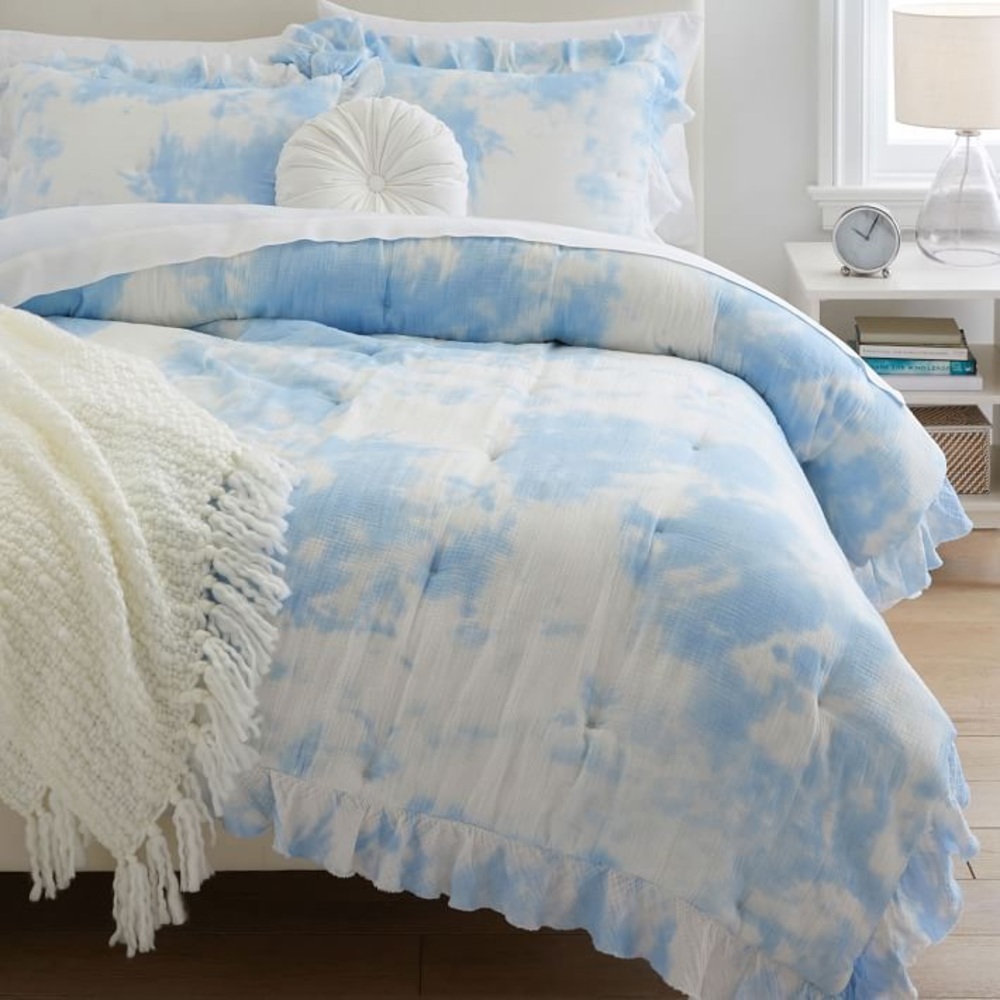 Twin XL Pottery Barn Teen Comforter and Sham Used for Dorm Bedding